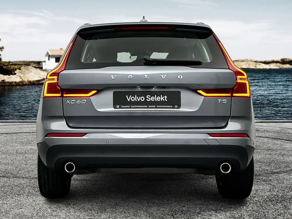 Volvo XC60 T5 253PK Momentum| Adap.Cruise| Trekhaak| Leder| uit 2019, foto 5