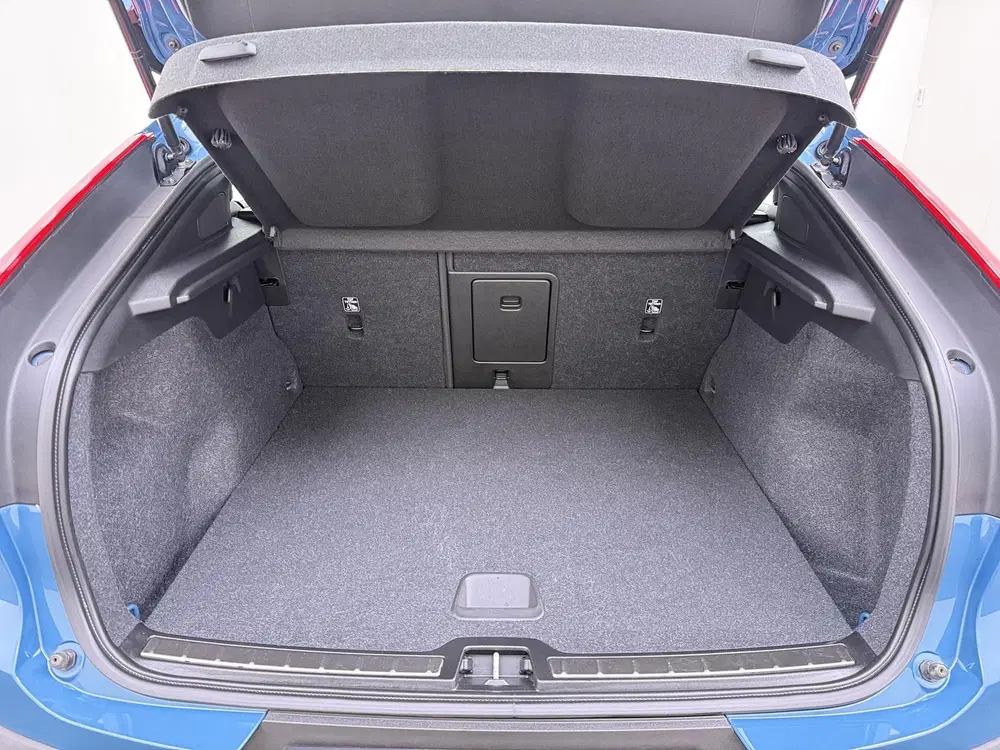 Volvo C40 Recharge Core 70 kWh SOH 95% uit 2022, foto 11