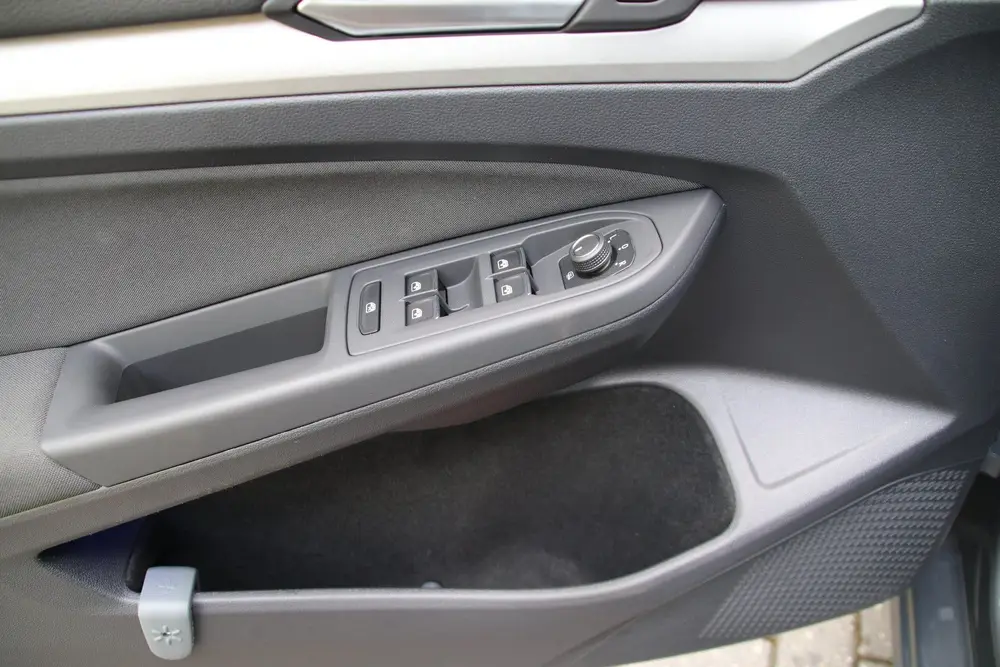 Volkswagen Golf 1.0 TSI Life Trekhaak/Camera+park.sens/Carpl uit 2022, foto 9