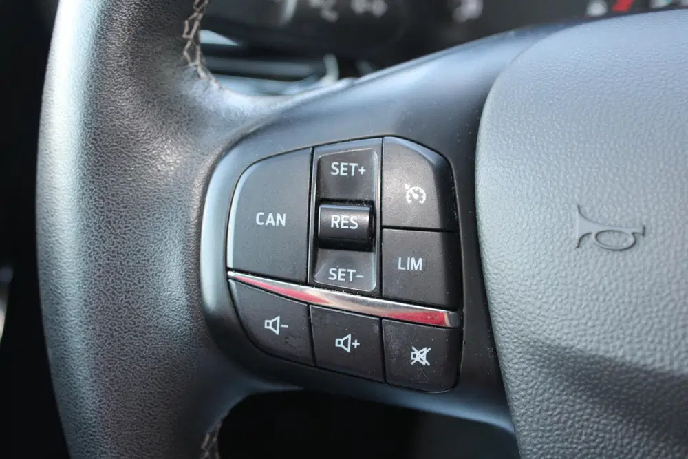 Ford Fiesta 1.0 EcoBoost Titanium uit 2020, foto 11