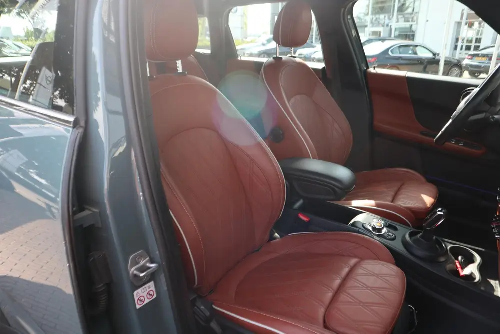 Mini Countryman Cooper uit 2021, foto 4