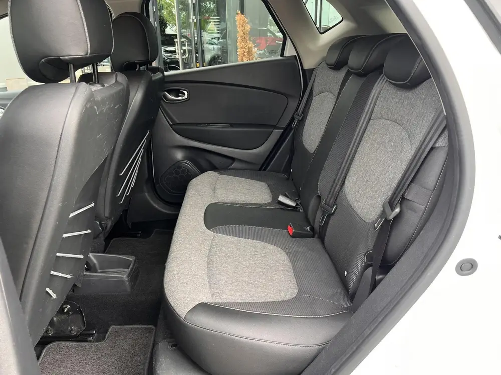 Renault Captur 1.3 TCe Intens Automaat BiColor Goed onder uit 2019, foto 20