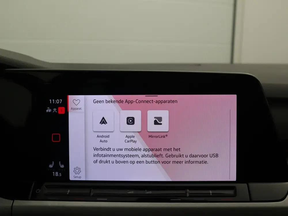 Volkswagen Golf 2.0 TDI Life AUTOMAAT / FULL LED / CARPLAY / uit 2020, foto 11