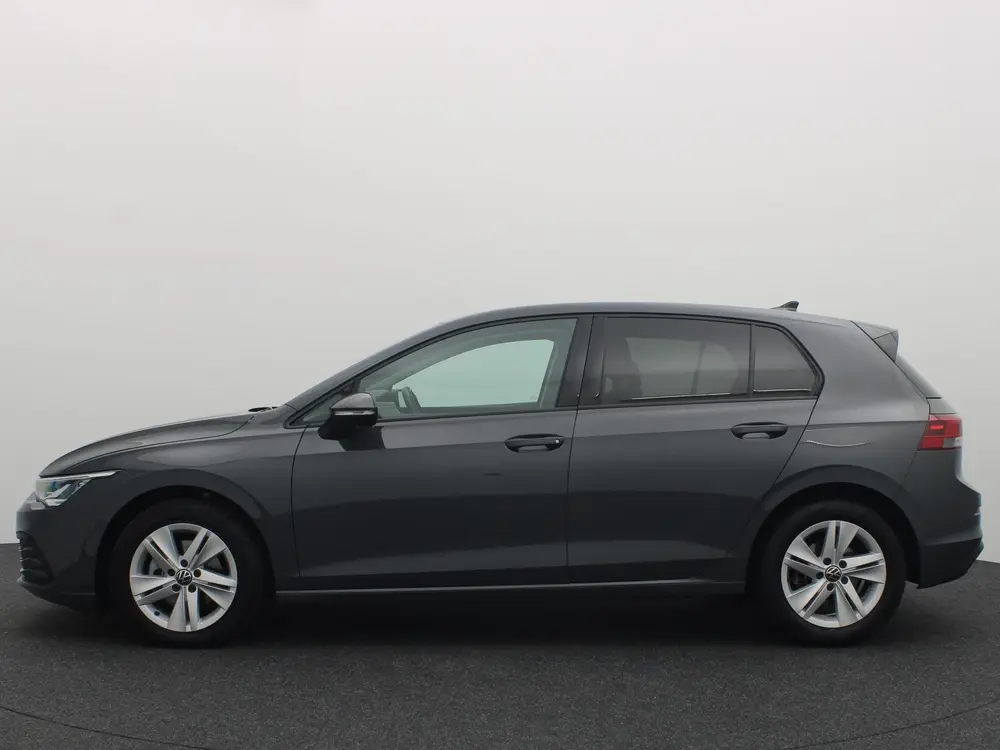 Volkswagen Golf 2.0 TDI Life AUTOMAAT / FULL LED / CARPLAY / uit 2020, foto 2