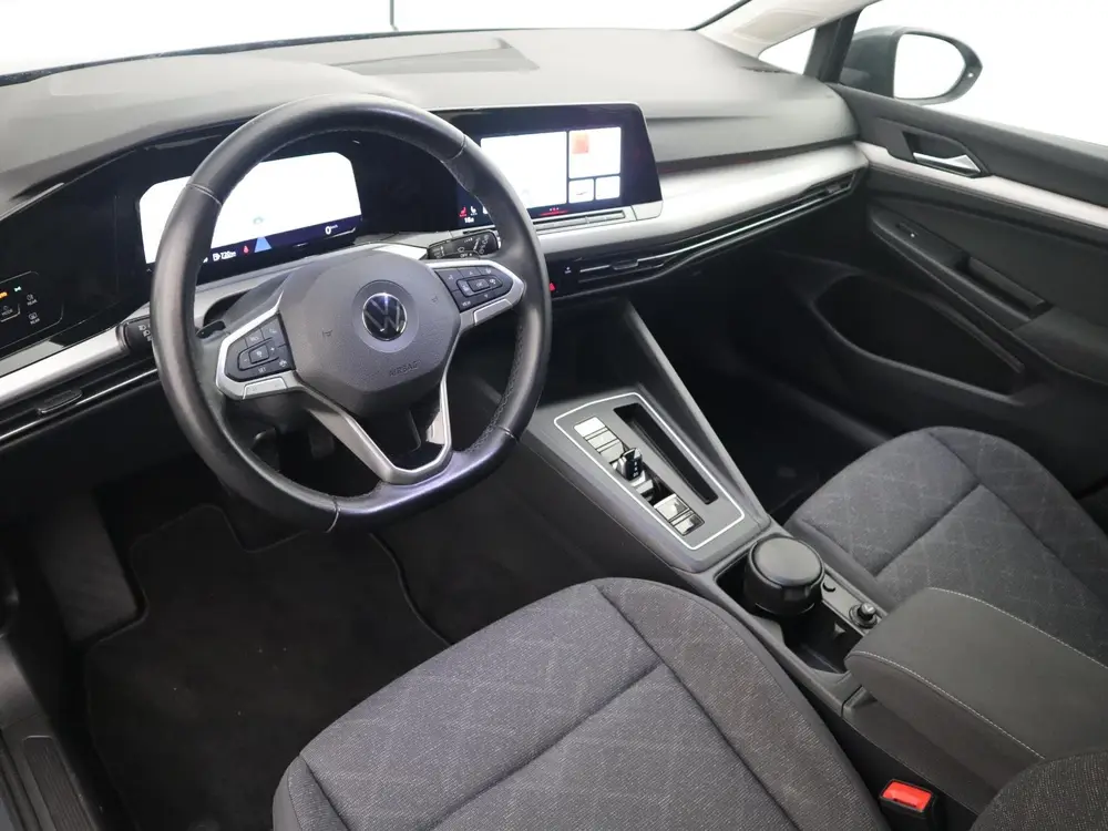 Volkswagen Golf 2.0 TDI Life AUTOMAAT / FULL LED / CARPLAY / uit 2020, foto 8