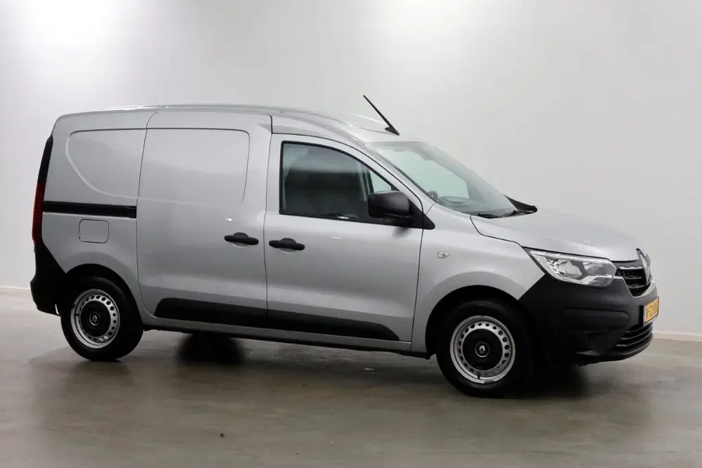 Renault Express 1.3 TCe 100pk Benzine Comfort Airco uit 2022, foto 10