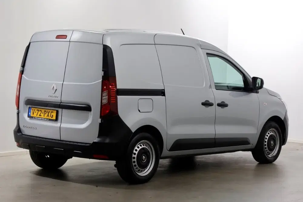Renault Express 1.3 TCe 100pk Benzine Comfort Airco uit 2022, foto 2