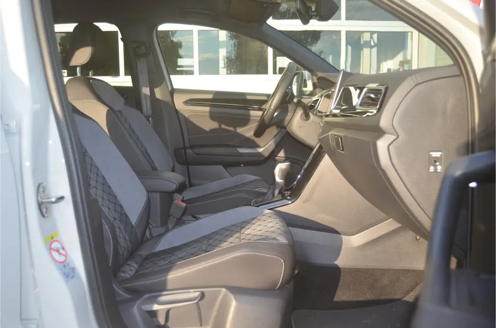 Volkswagen T-Roc 1.5 TSI R-Line IQ led luxe 12 mnd. gar. uit 2023, foto 12