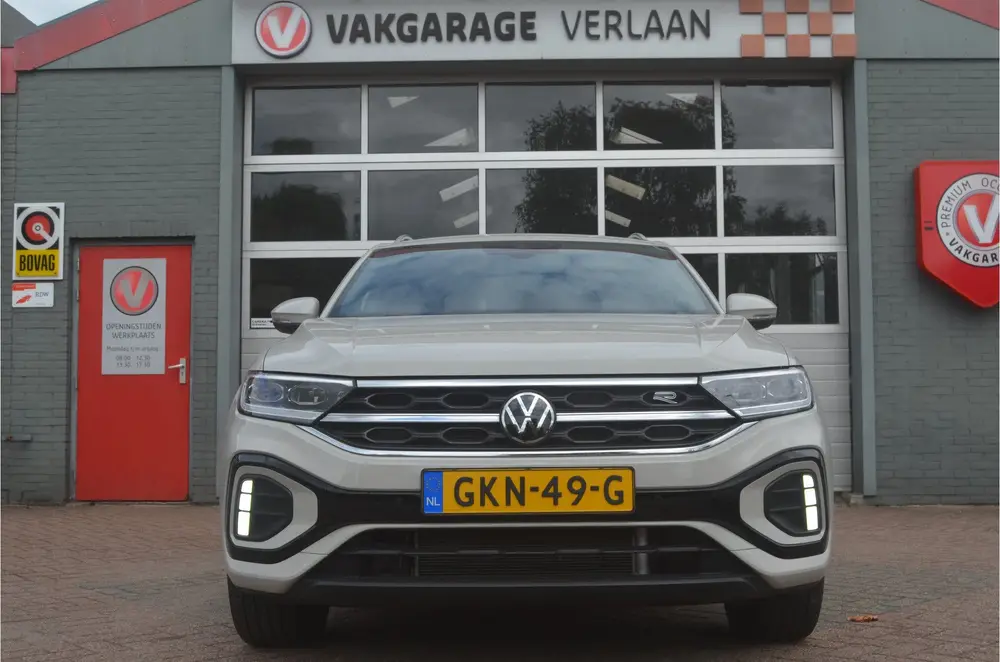 Volkswagen T-Roc 1.5 TSI R-Line IQ led luxe 12 mnd. gar. uit 2023, foto 2
