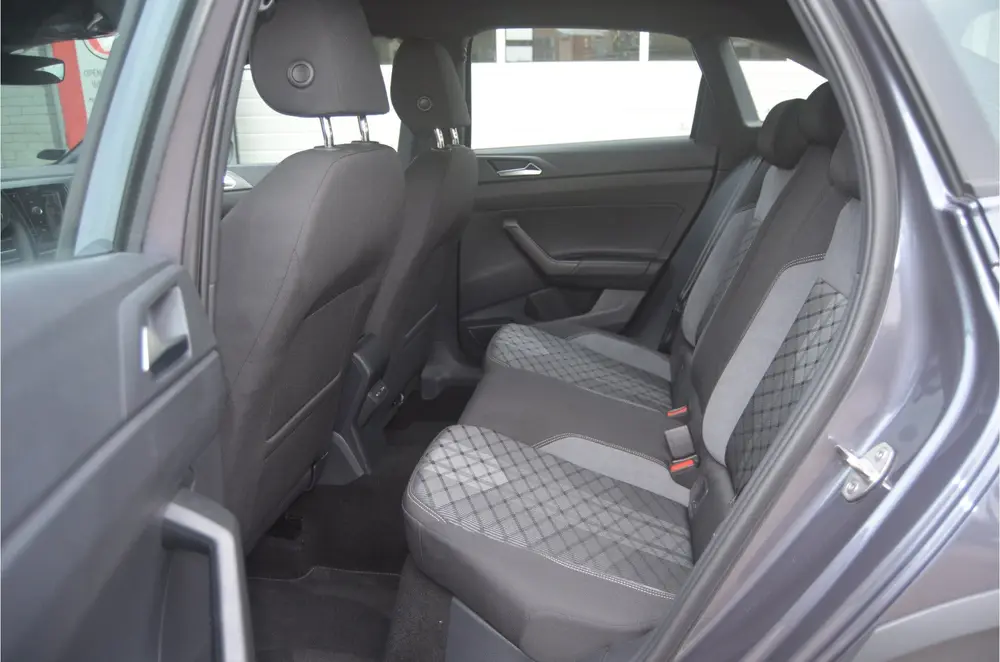 Volkswagen Taigo 1.5 TSI R-Line 150 pk AUTOMAAT 12 mnd. gar uit 2023, foto 18