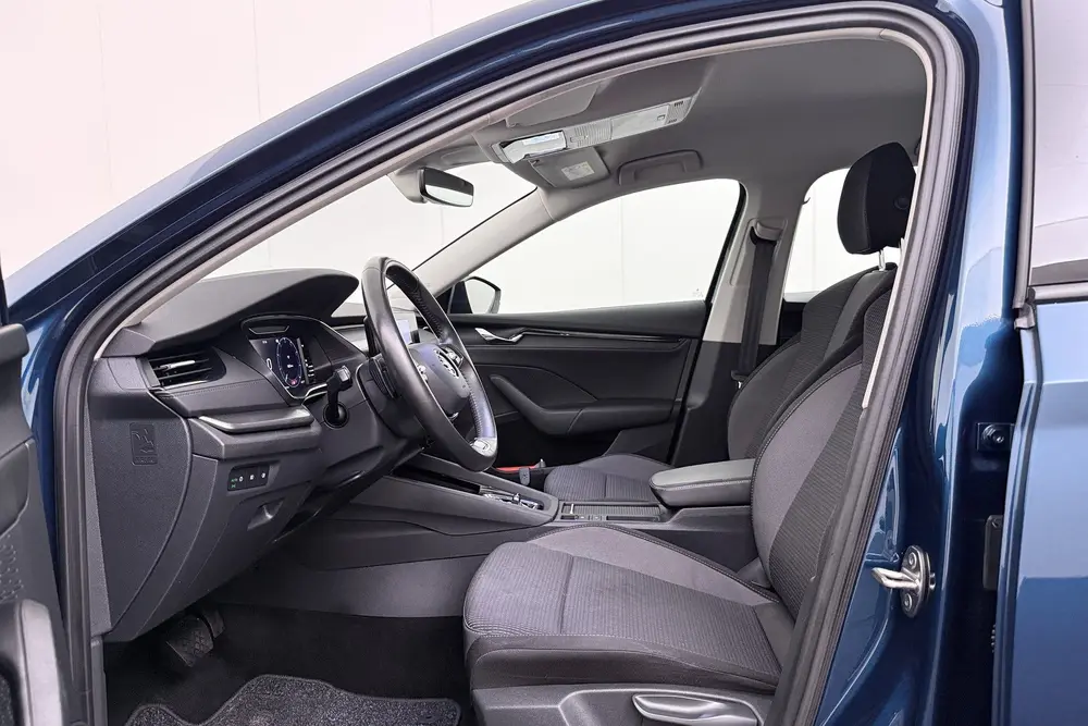 Skoda Octavia 1.4 TSI iV PHEV Business Sport Trekhaak uit 2021, foto 10