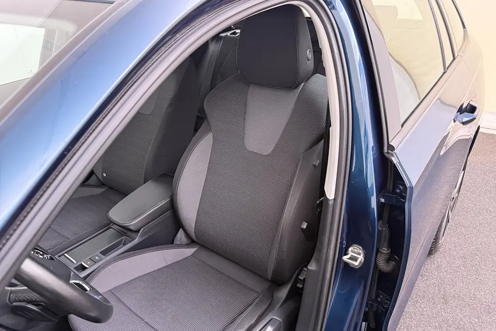 Skoda Octavia 1.4 TSI iV PHEV Business Sport Trekhaak uit 2021, foto 9
