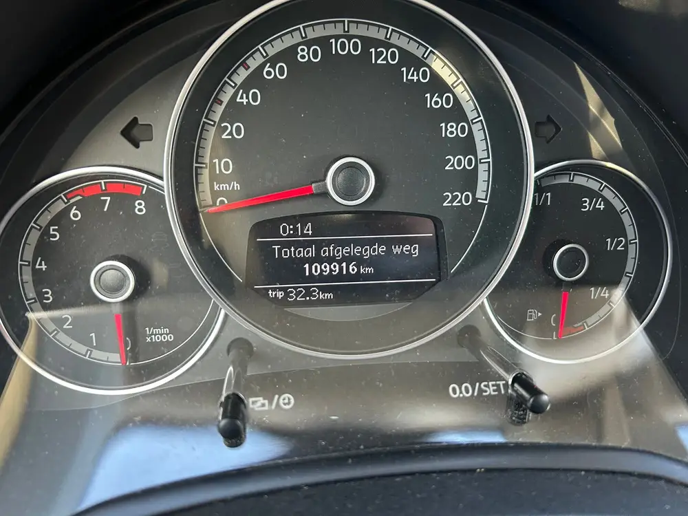 Volkswagen Up! high up! 1.0 60PK 5D BMT 2019 Grijs uit 2019, foto 15