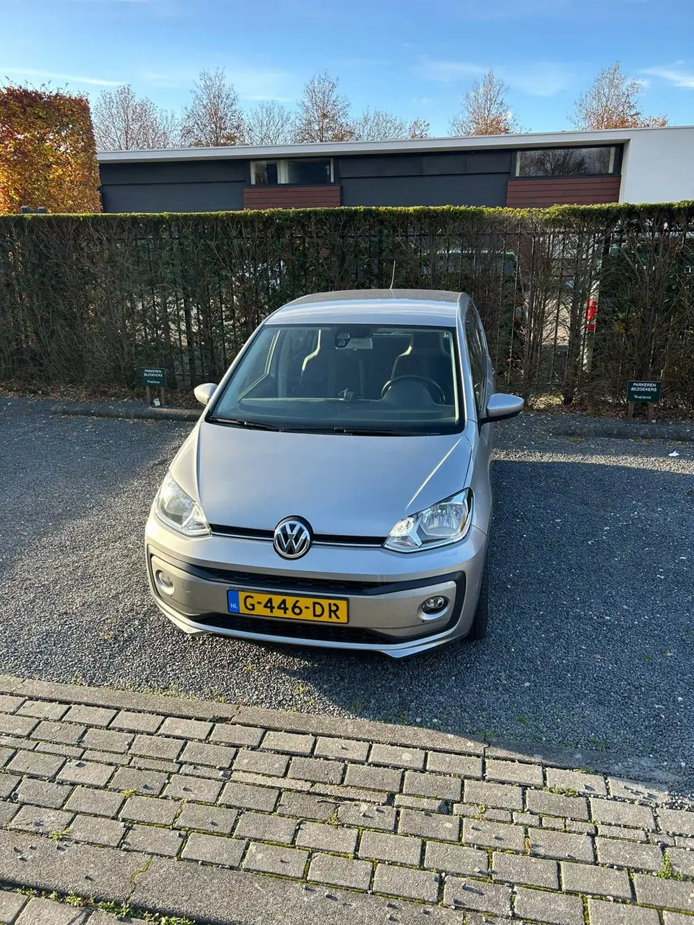 Volkswagen Up! high up! 1.0 60PK 5D BMT 2019 Grijs uit 2019, foto 2