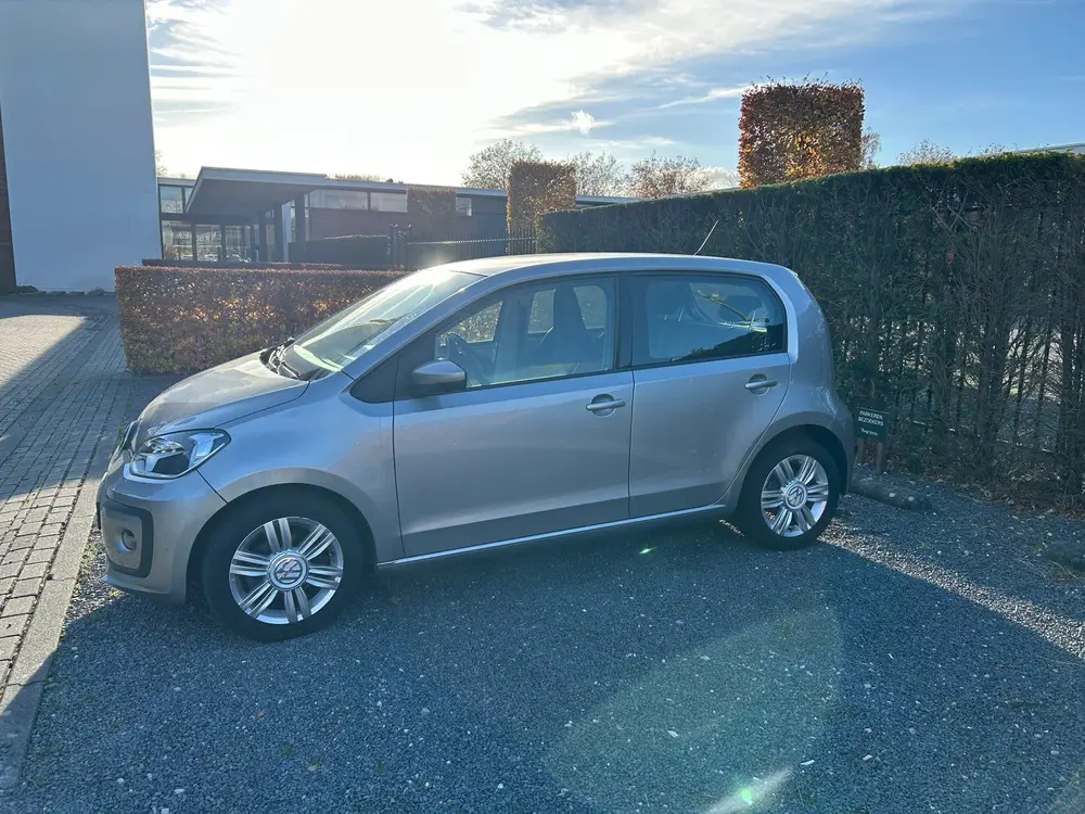 Volkswagen Up! high up! 1.0 60PK 5D BMT 2019 Grijs uit 2019, foto 20