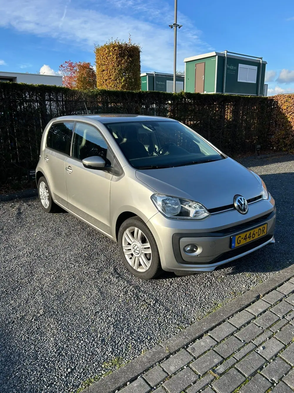 Volkswagen Up! high up! 1.0 60PK 5D BMT 2019 Grijs uit 2019, foto 4