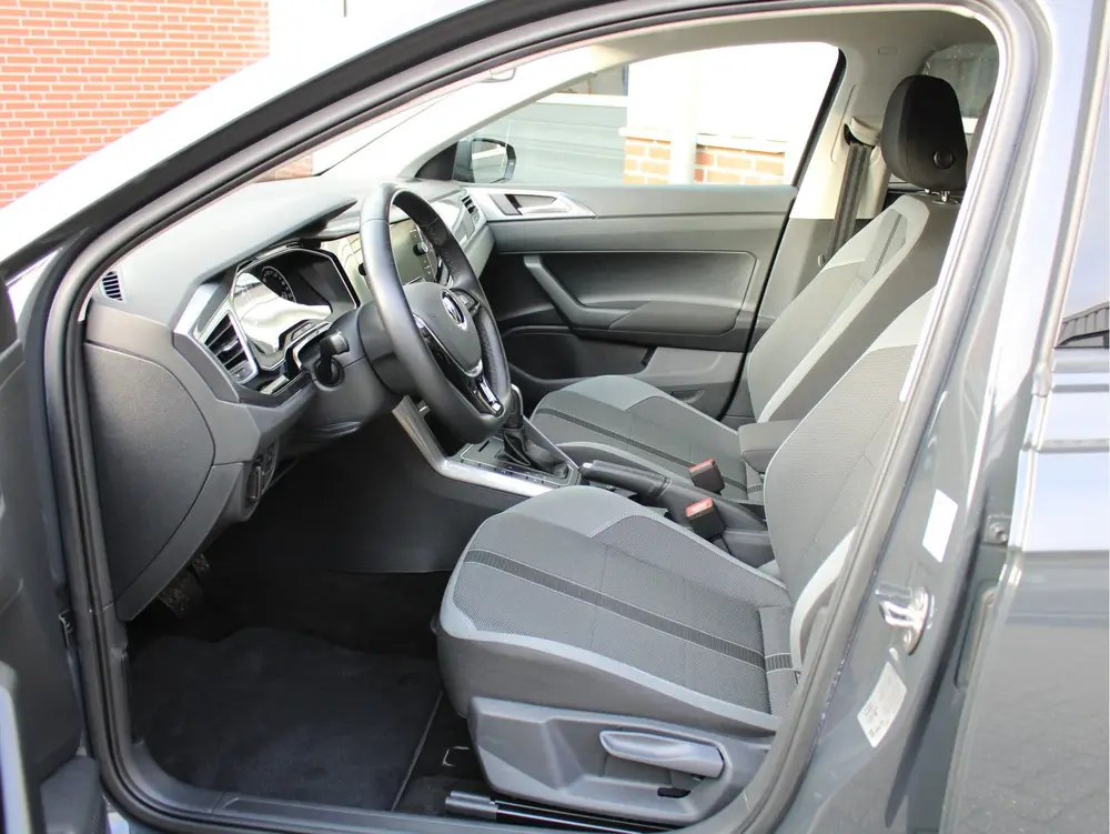 Volkswagen Polo 1.0 TSI Automaat Highline Business R /NAVI/P uit 2021, foto 6