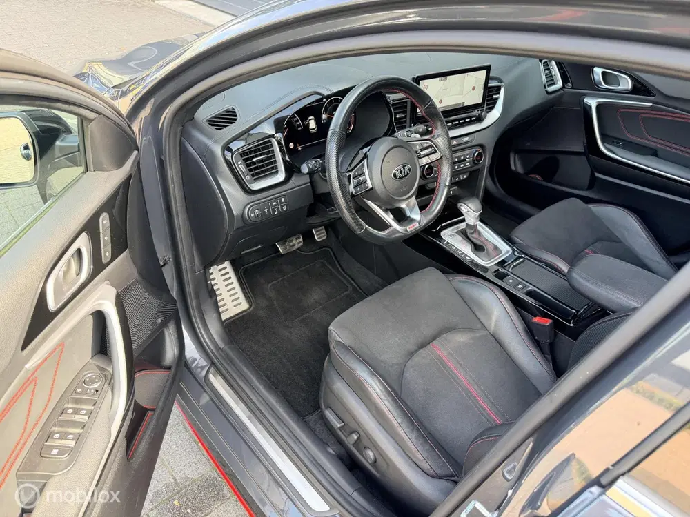 Kia ProCeed 1.6 T-GDI GT 1e Eigenaar 204PK PANO BOMVOL uit 2021, foto 14