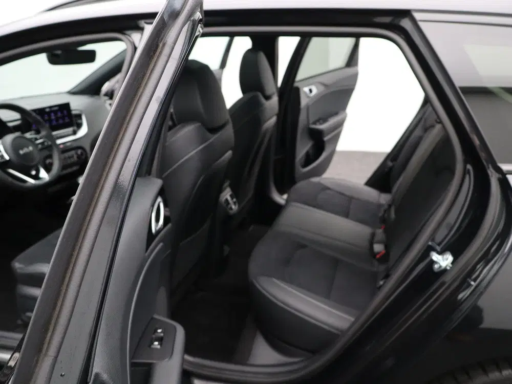 Kia Ceed 1.5 T-GDi GT-PlusLine uit 2026, foto 12