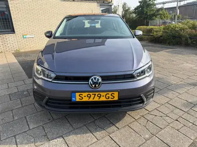 Volkswagen Polo 1.0 TSI 95pk 2023 Grijs uit 2023
