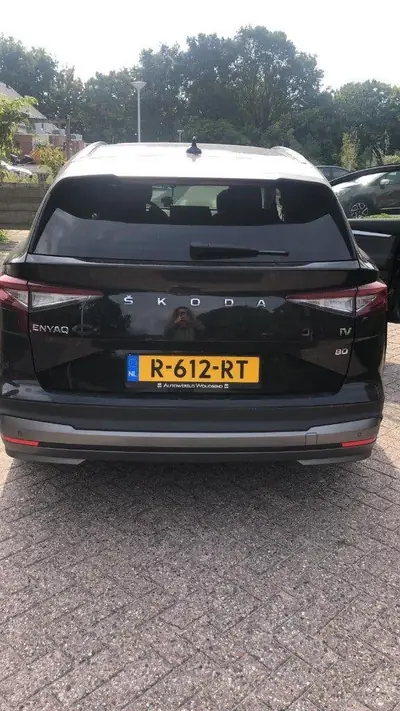 Skoda Enyaq 80 Elektromotor 204pk 2021 Zwart AR 508km uit 2021