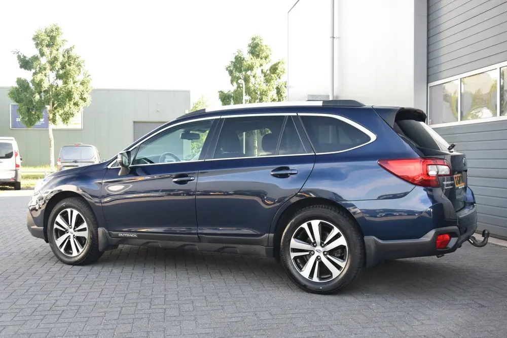 Subaru Outback 2.5i Premium Leer/Verwarmd Schuifdak Trekhaak uit 2020, foto 5
