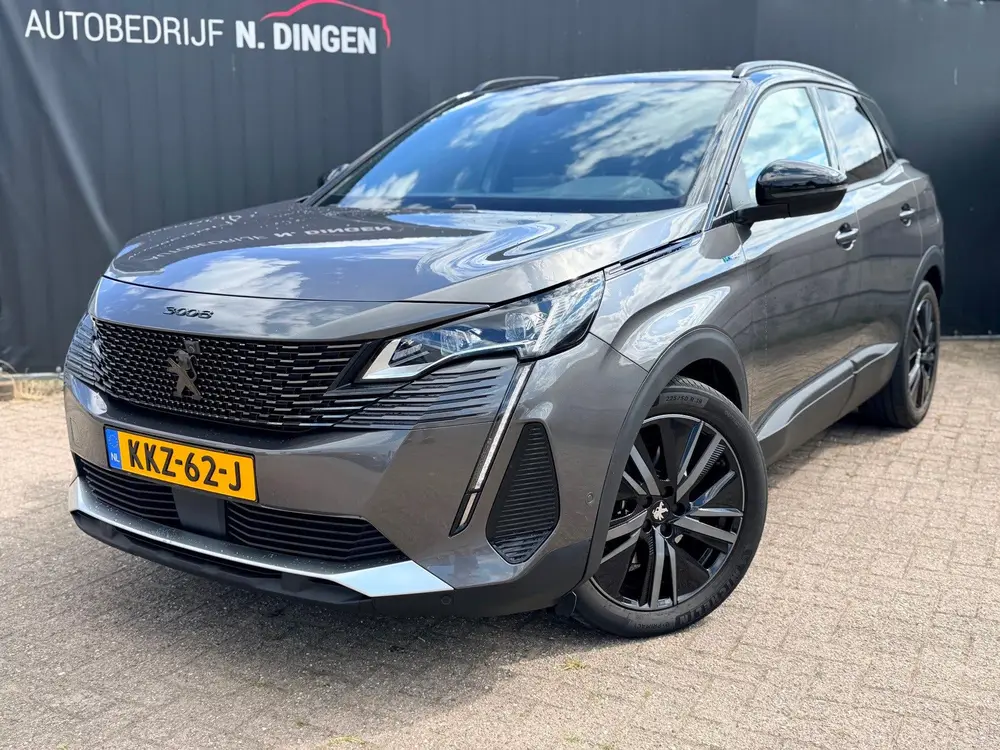 Peugeot 3008 1.6 HYbrid 225 GT Black pack Massage 360 f uit 2023