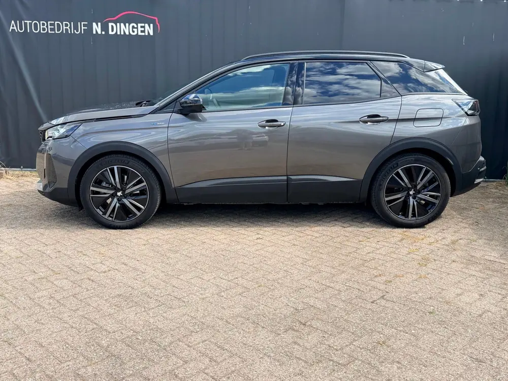 Peugeot 3008 1.6 HYbrid 225 GT Black pack Massage 360 f uit 2023, foto 2