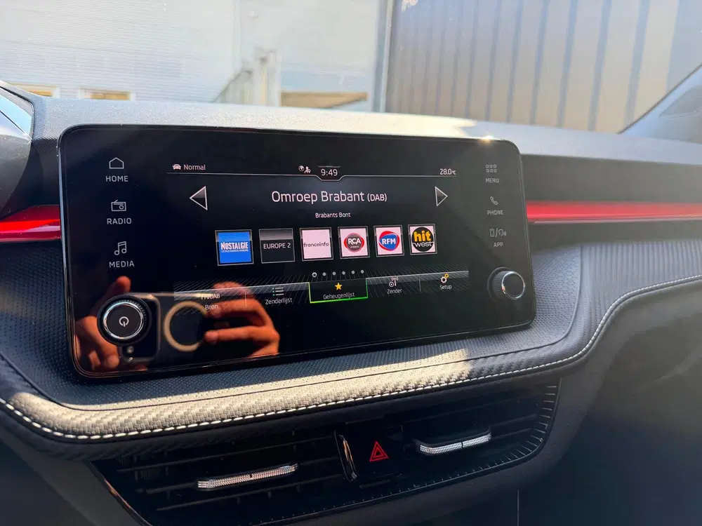 Skoda Fabia 1.0 TSI Monte Carlo led upgrade camera uit 2025, foto 10