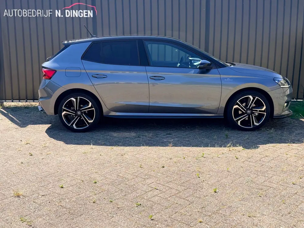 Skoda Fabia 1.0 TSI Monte Carlo led upgrade camera uit 2025, foto 14