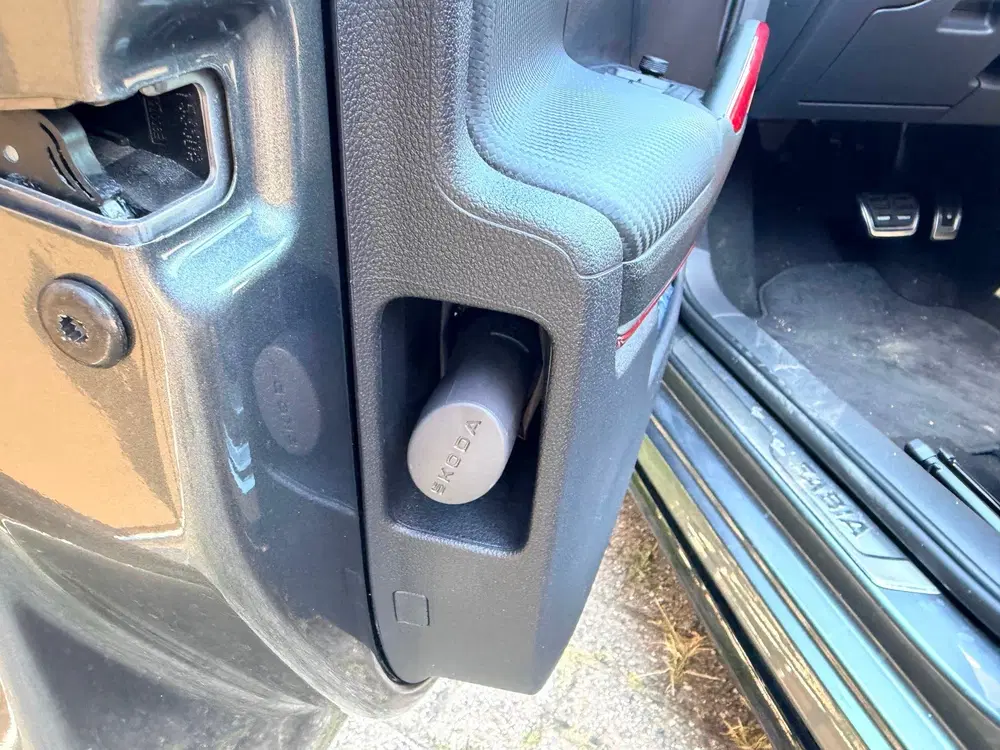 Skoda Fabia 1.0 TSI Monte Carlo led upgrade camera uit 2025, foto 18
