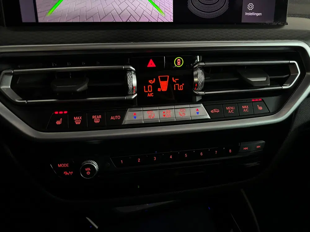 BMW X4 xDrive20i High Executive Pano uit 2022, foto 16