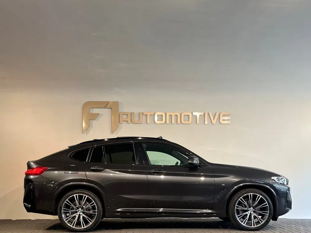 BMW X4 xDrive20i High Executive Pano uit 2022, foto 7