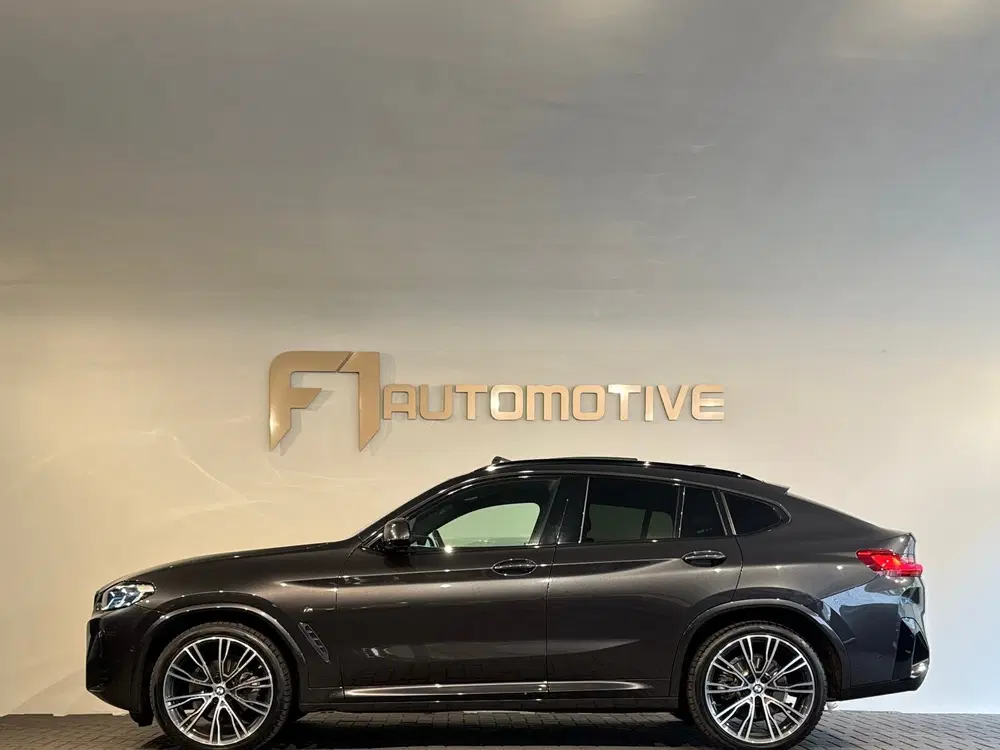 BMW X4 xDrive20i High Executive Pano uit 2022, foto 8