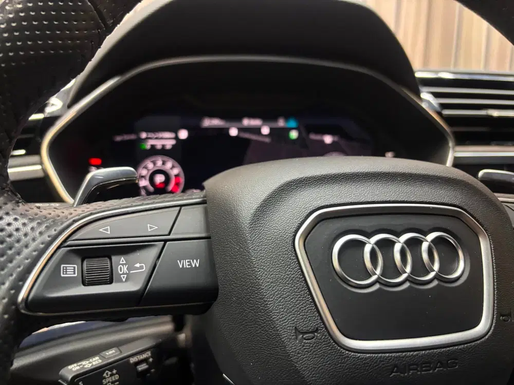 Audi RS Q3 TFSI RS QUATTRO uit 2021, foto 15