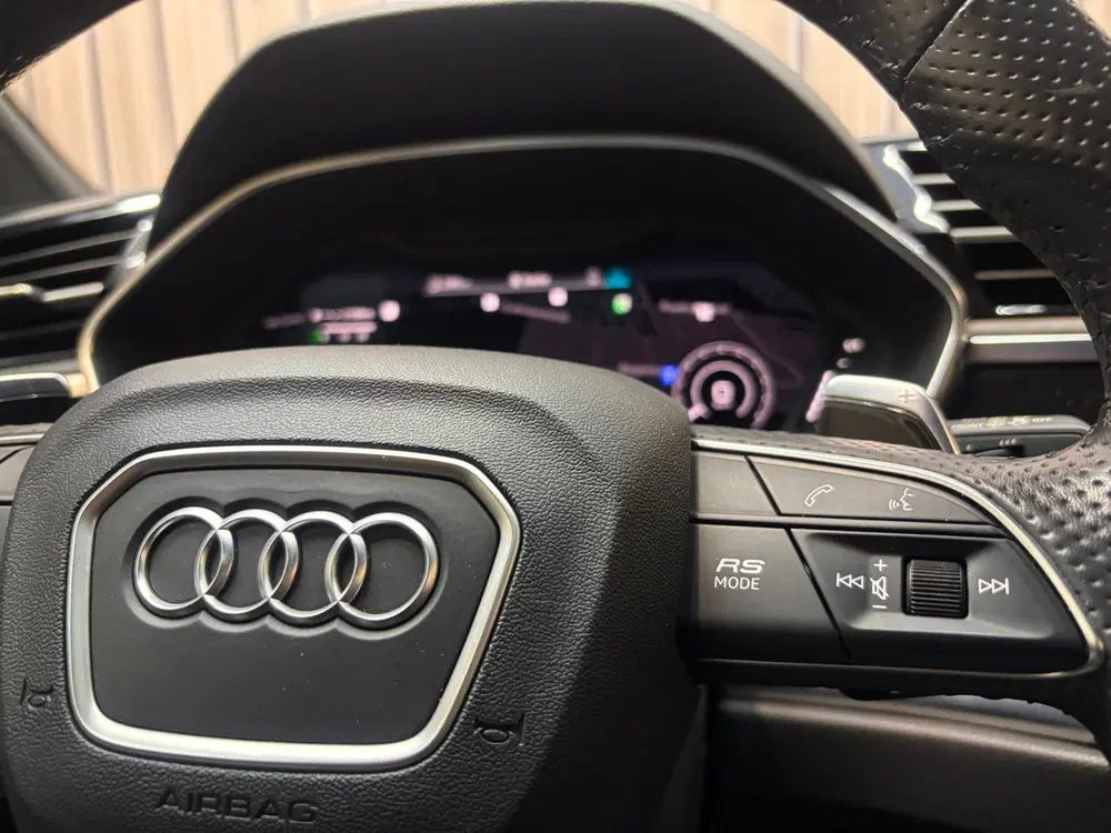 Audi RS Q3 TFSI RS QUATTRO uit 2021, foto 17