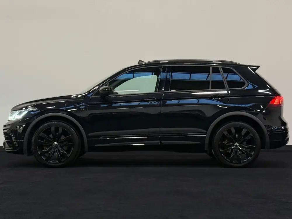 Volkswagen Tiguan 1.4 TSI eHybrid 3 X R-Line Blackstyle Pano uit 2022, foto 3
