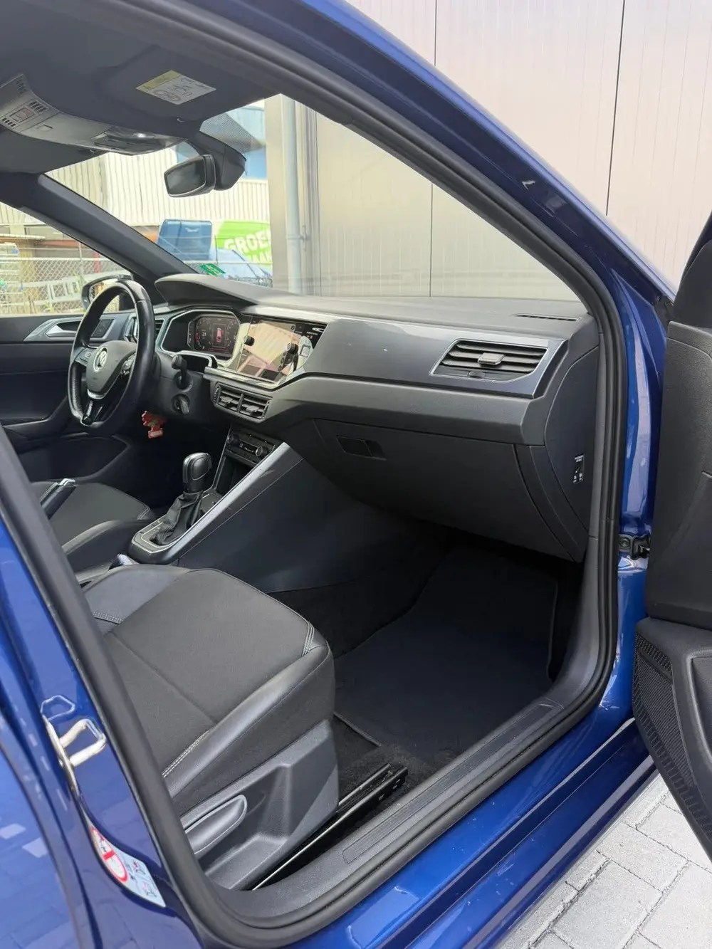 Volkswagen Polo 1.0 TSI 110pk 7-DSG 2020 uit 2020, foto 18