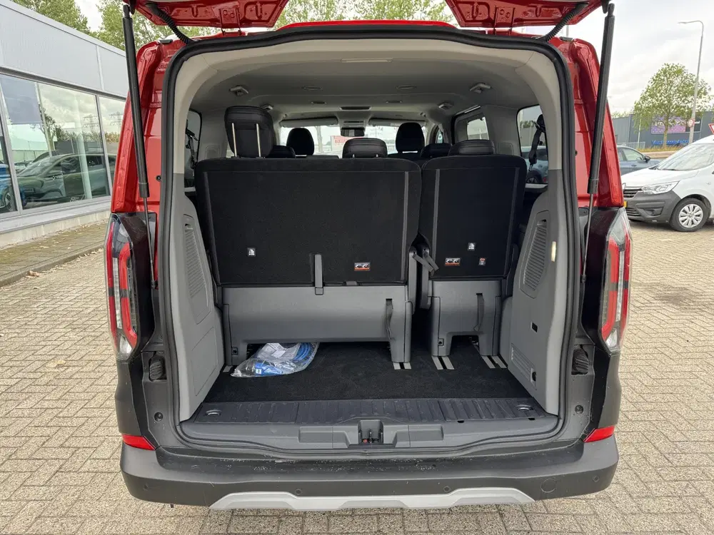 Ford Tourneo Custom 340 2.5 PHEV L1H1 Active Zuid uit 2025, foto 17