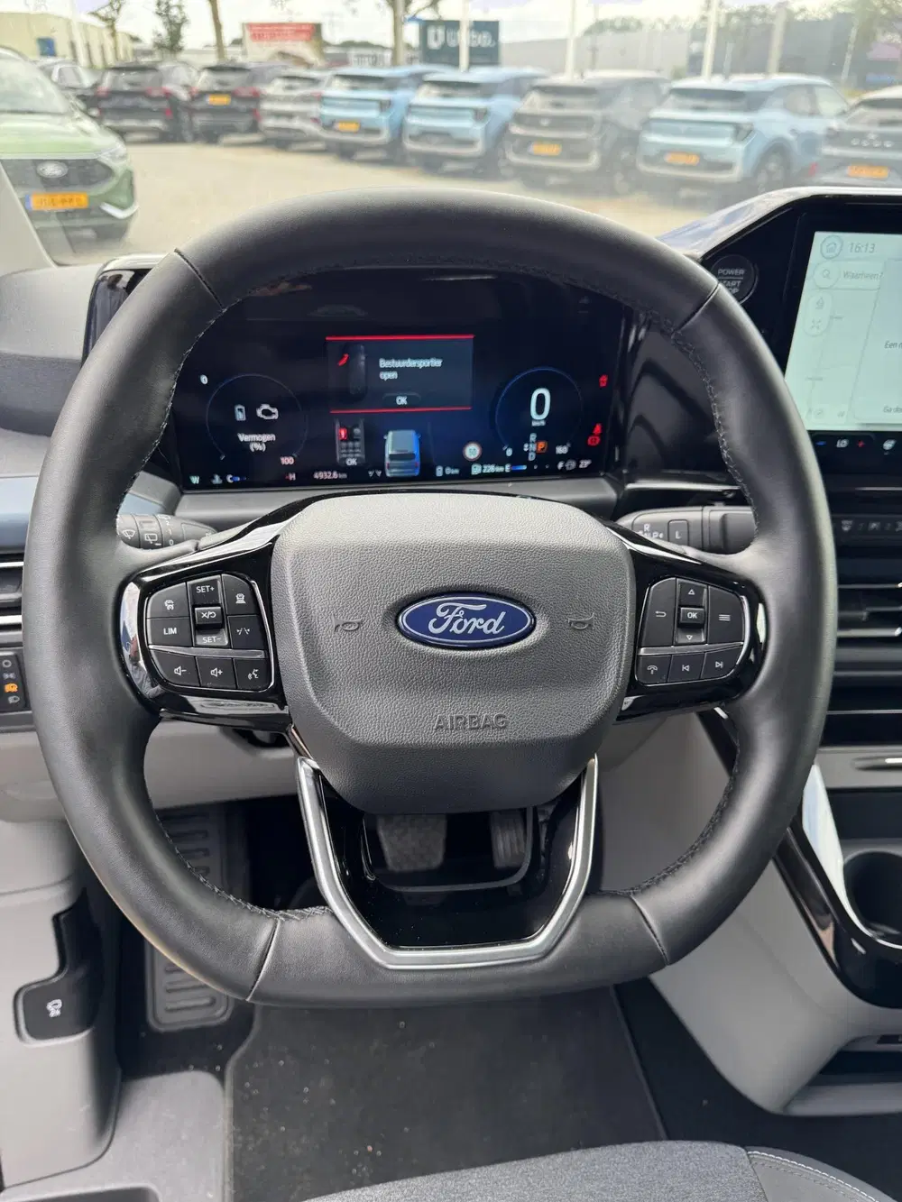 Ford Tourneo Custom 340 2.5 PHEV L1H1 Active Zuid uit 2025, foto 20