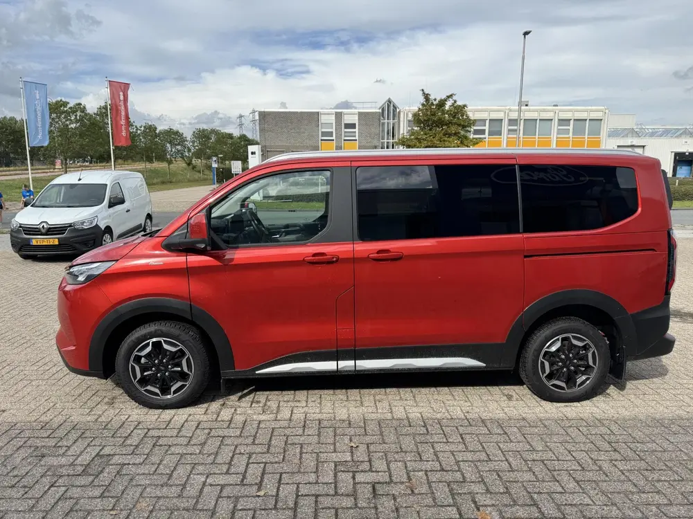Ford Tourneo Custom 340 2.5 PHEV L1H1 Active Zuid uit 2025, foto 3
