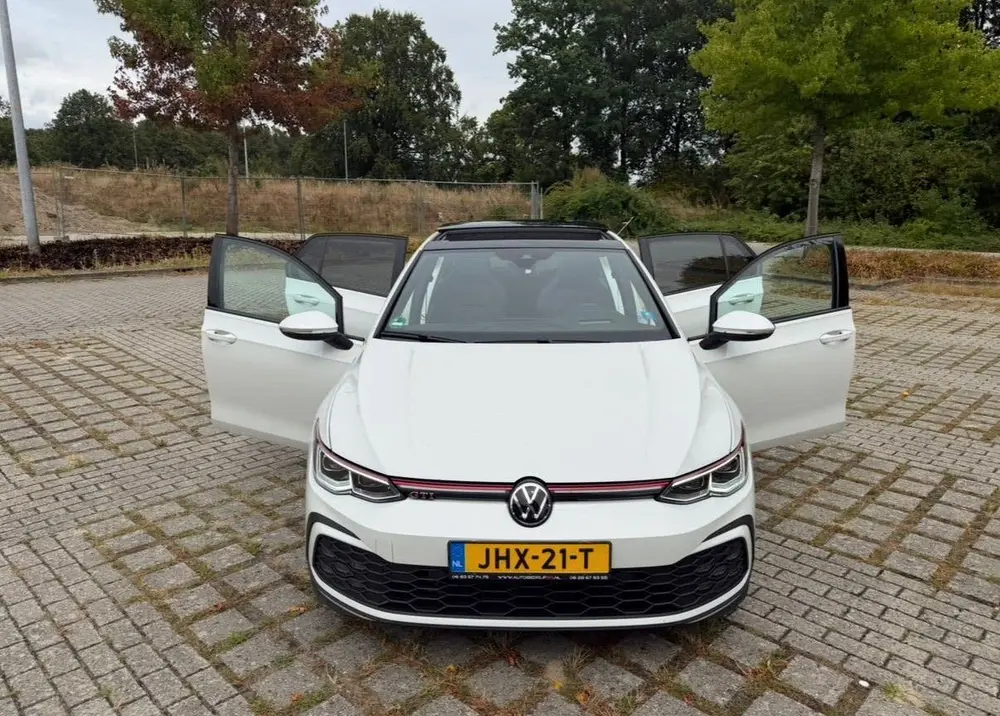 Volkswagen Golf VW Golf 8 GTI 2.0 TSI DSG 327PK! IQ.Light | H&K |Panoramadak uit 2021, foto 12