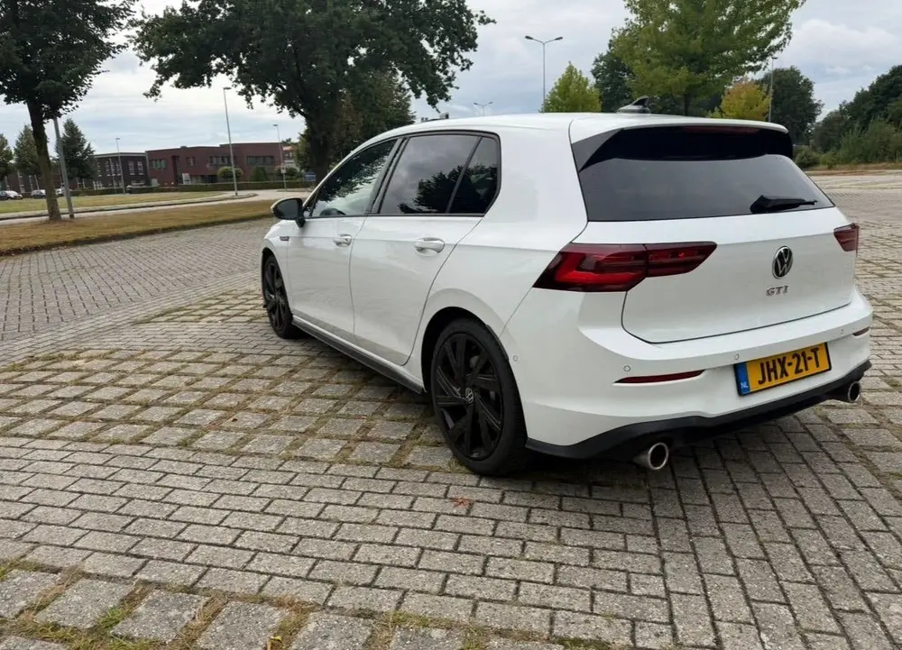 Volkswagen Golf VW Golf 8 GTI 2.0 TSI DSG 327PK! IQ.Light | H&K |Panoramadak uit 2021, foto 8