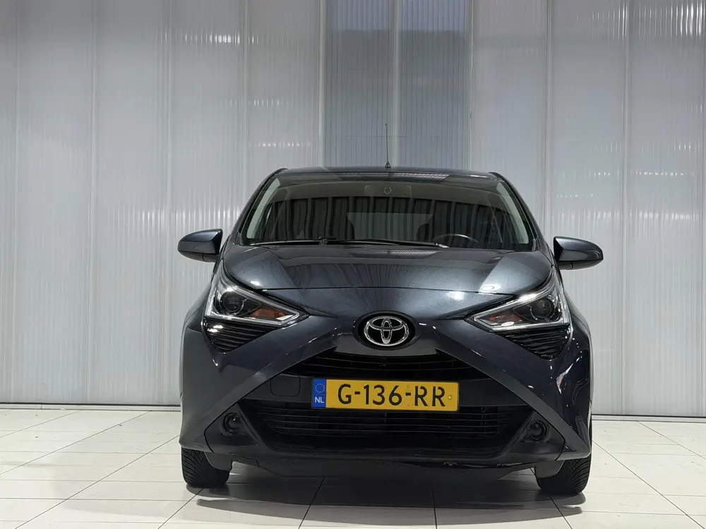 Toyota Aygo 1.0 VVT-i x-play limited Navigatie af fabriek, A uit 2019, foto 3
