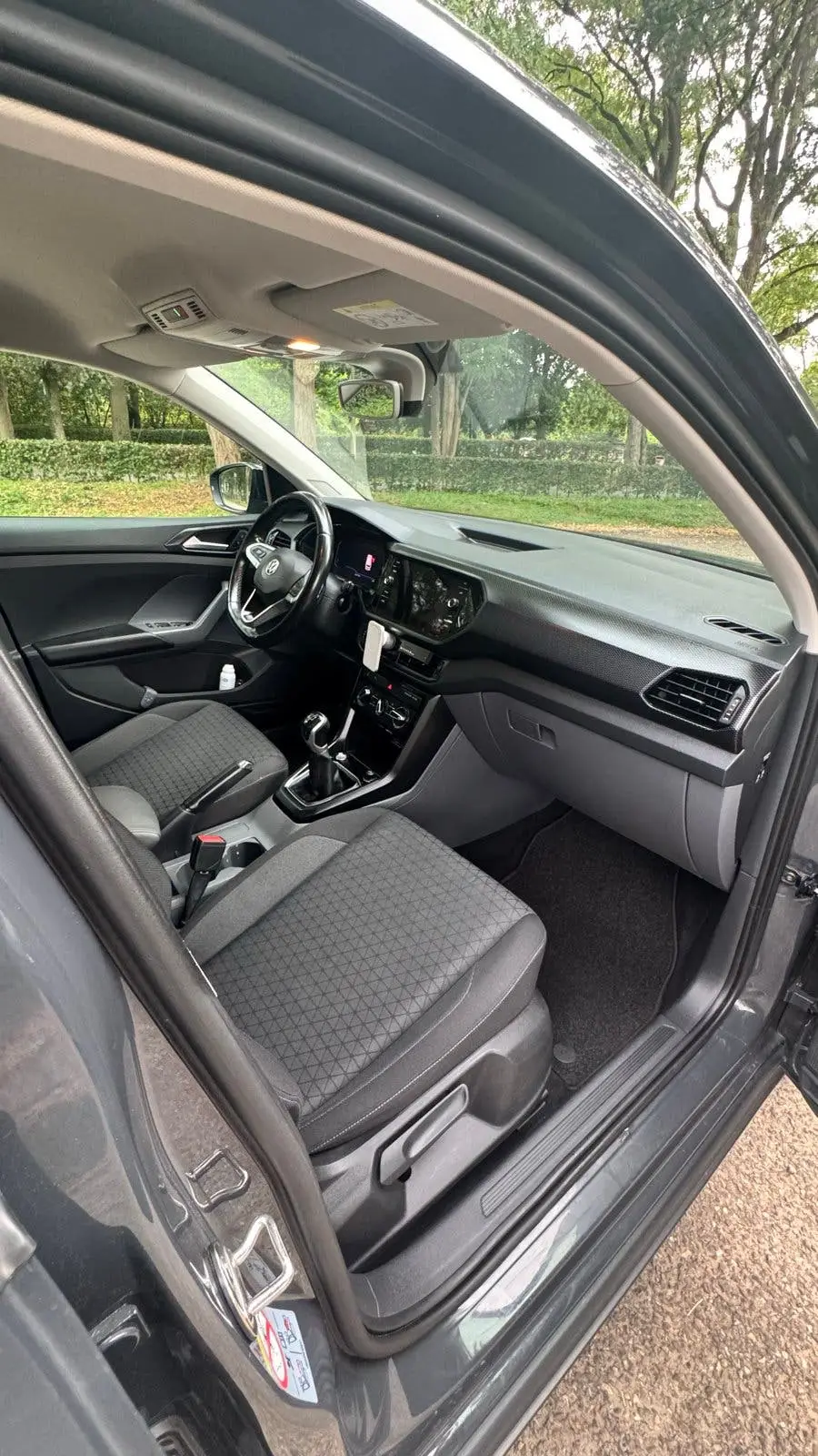 Volkswagen T-Cross 1.0 TSI 95pk 2019 Grijs uit 2019, foto 9