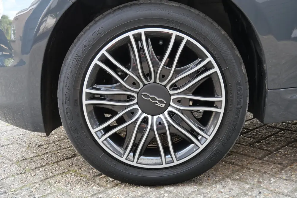 Fiat 500 1.2 Lounge | Airco | Cruise | MF- Stuur | Grigio Ca uit 2019, foto 18
