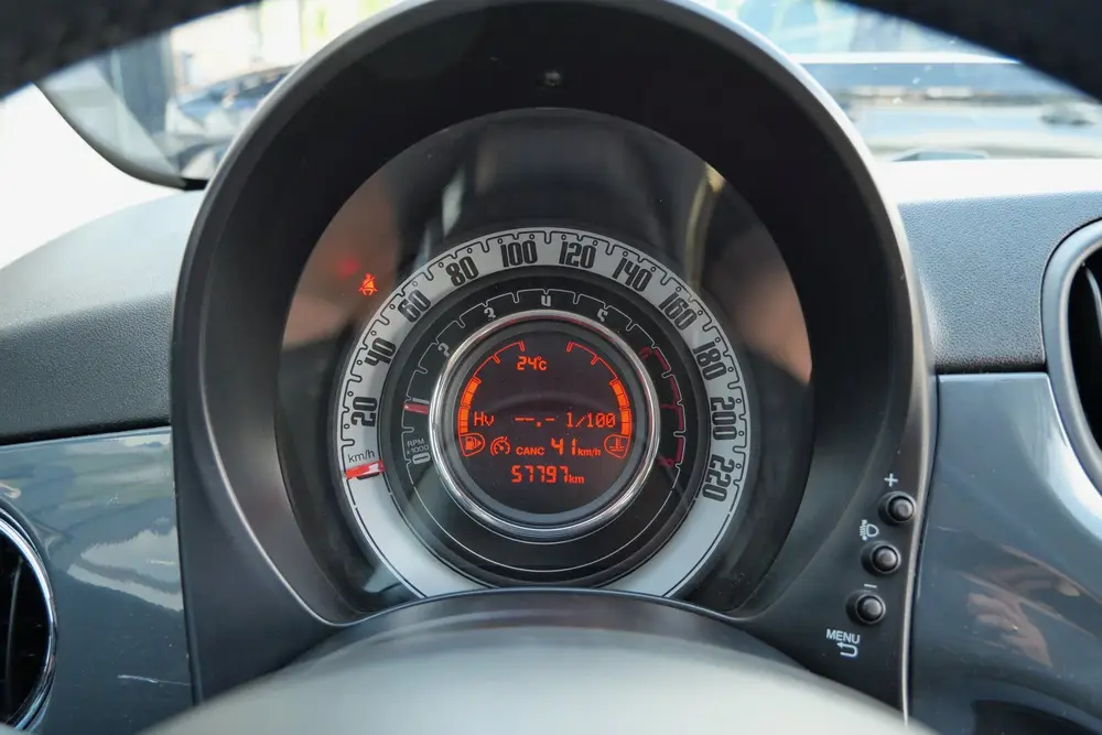 Fiat 500 1.2 Lounge | Airco | Cruise | MF- Stuur | Grigio Ca uit 2019, foto 20