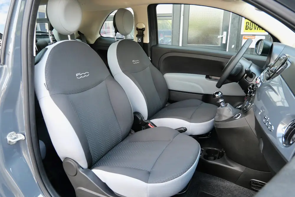 Fiat 500 1.2 Lounge | Airco | Cruise | MF- Stuur | Grigio Ca uit 2019, foto 4