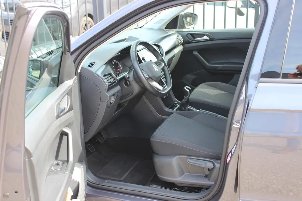 Volkswagen T-Cross 1.0 TSI Life, Camera, Navigatie ECC! uit 2023, foto 3