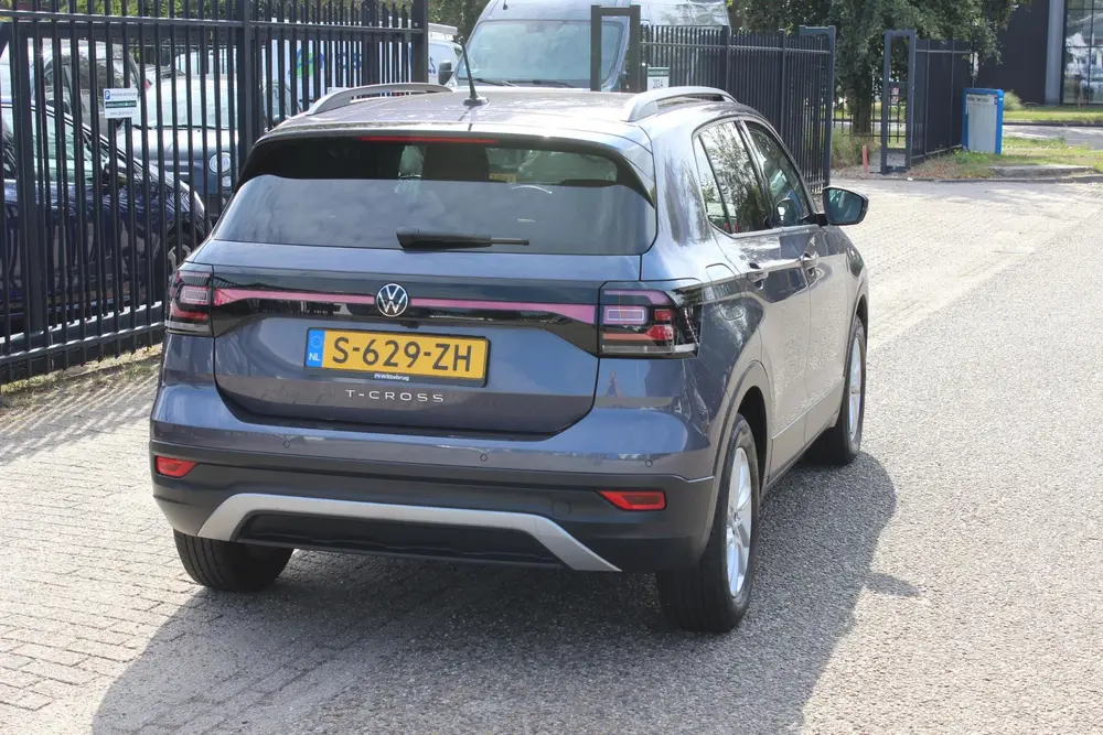 Volkswagen T-Cross 1.0 TSI Life, Camera, Navigatie ECC! uit 2023, foto 8
